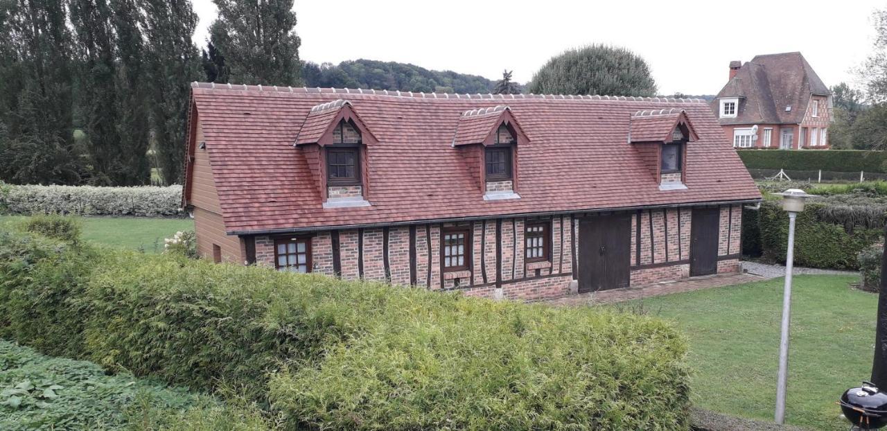 Le Petit Gite De La Varenne Saint-Hellier エクステリア 写真